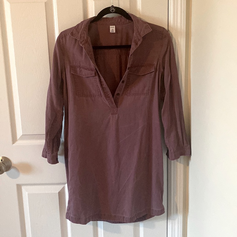 Old Navy XS Petite Long Sleeve Shirtdress: plum/purple color